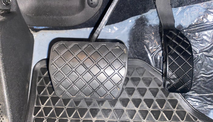 2021 Volkswagen Polo HIGHLINE PLUS 1.0L TSI AT, Petrol, Automatic, 18,476 km, Pedals