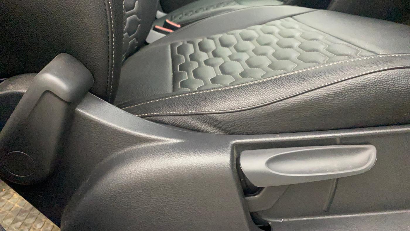 2021 Volkswagen Polo HIGHLINE PLUS 1.0L TSI AT, Petrol, Automatic, 18,556 km, Driver Side Adjustment Panel