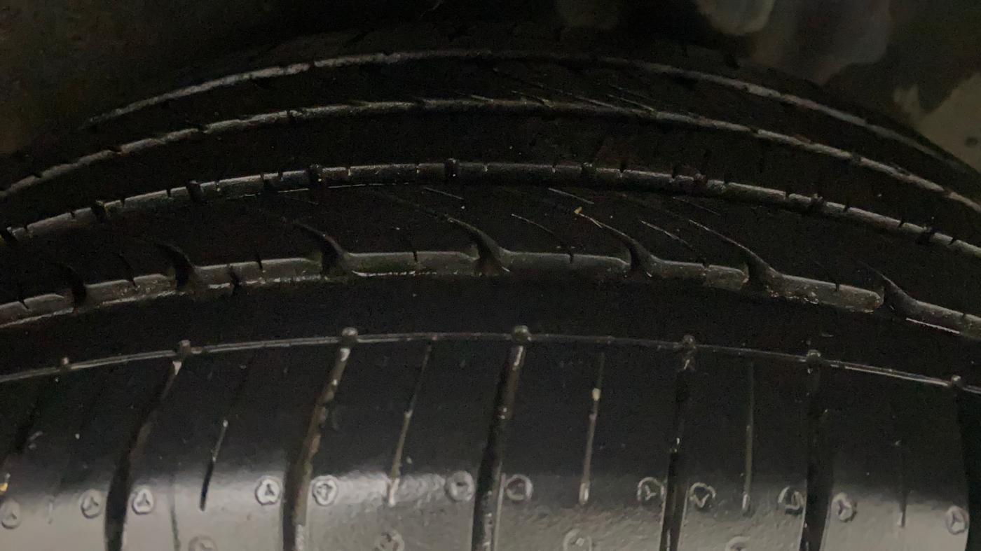 2021 Volkswagen Polo HIGHLINE PLUS 1.0L TSI AT, Petrol, Automatic, 18,556 km, Left Rear Tyre Tread