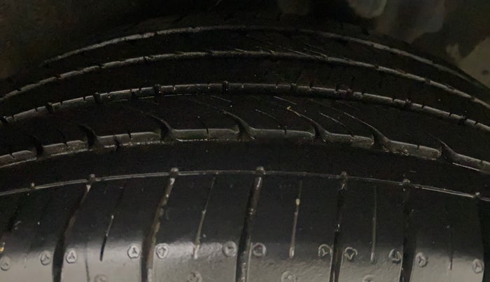 2021 Volkswagen Polo HIGHLINE PLUS 1.0L TSI AT, Petrol, Automatic, 18,476 km, Left Rear Tyre Tread