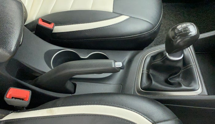 2018 Hyundai Verna 1.6 SX VTVT, Petrol, Manual, 52,858 km, Gear Lever