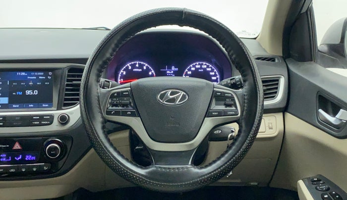 2018 Hyundai Verna 1.6 SX VTVT, Petrol, Manual, 52,858 km, Steering Wheel Close Up