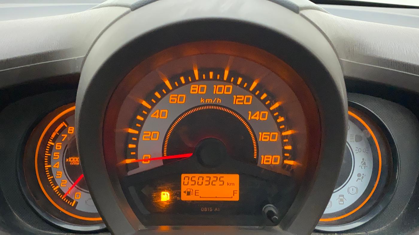 2013 Honda Brio VX MT, Petrol, Manual, 50,325 km, Odometer Image
