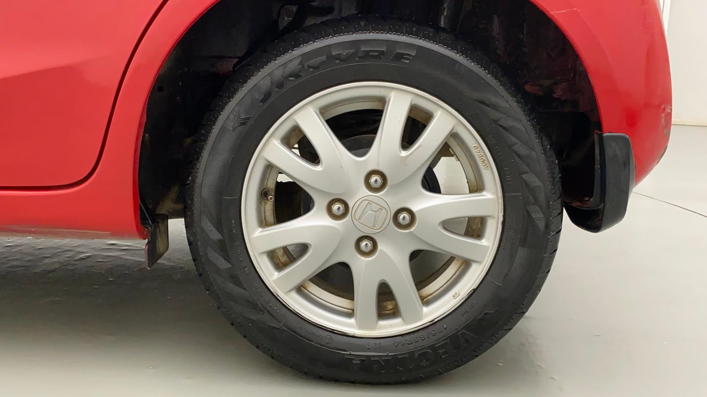 2013 Honda Brio VX MT, Petrol, Manual, 50,325 km, Left Rear Wheel