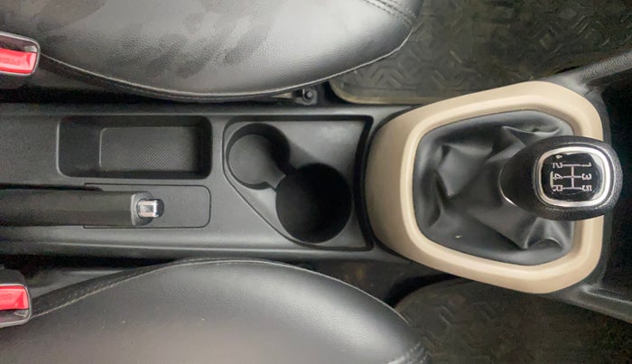 2018 Hyundai Grand i10 SPORTZ 1.2 KAPPA VTVT, Petrol, Manual, 63,426 km, Gear Lever