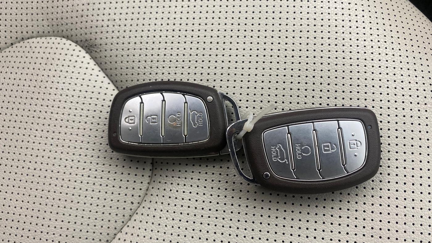 2021 Hyundai Creta SX (O) AT 1.5 DIESEL, Diesel, Automatic, 1,05,005 km, Key Close Up