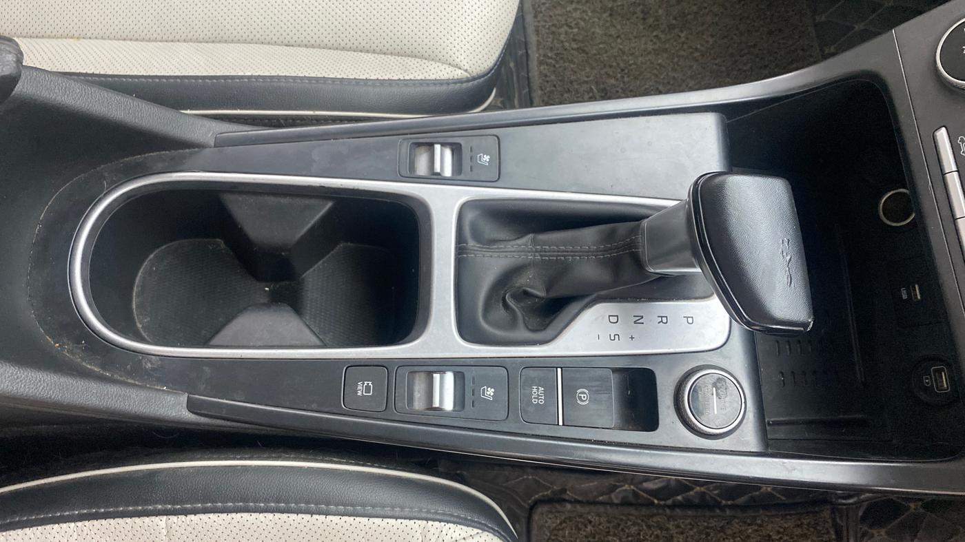 2021 Hyundai Creta SX (O) AT 1.5 DIESEL, Diesel, Automatic, 1,05,005 km, Gear Lever