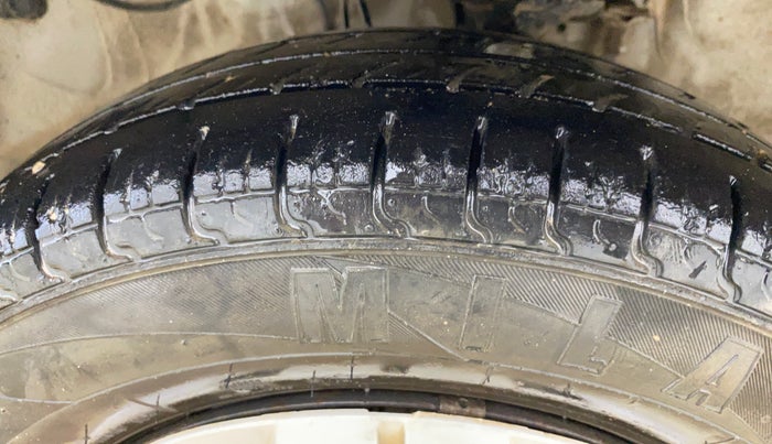 2021 Maruti Alto LXI, Petrol, Manual, 1,04,562 km, Left Front Tyre Tread