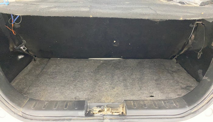 2021 Maruti Alto LXI, Petrol, Manual, 1,04,562 km, Boot Inside