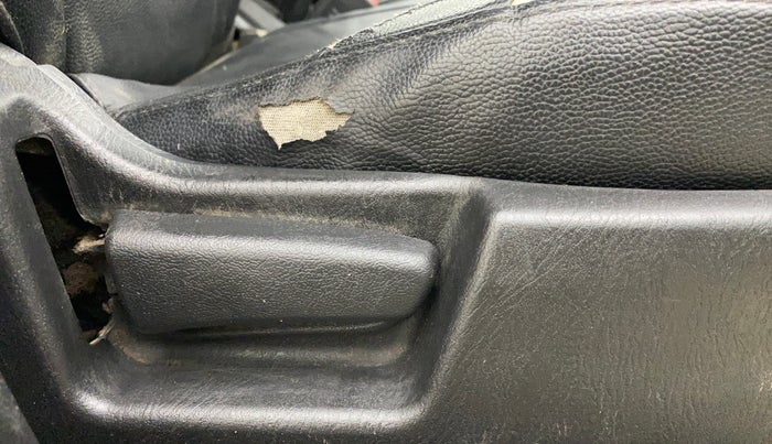 2021 Maruti Alto LXI, Petrol, Manual, 1,04,562 km, Driver Side Adjustment Panel