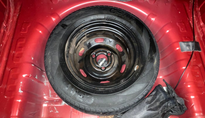 2017 Renault Kwid RXT 1.0, Petrol, Manual, 36,491 km, Spare Tyre