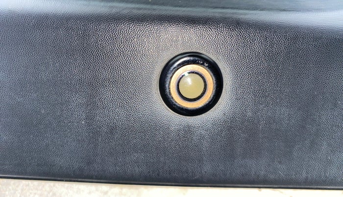 2017 Renault Kwid RXT 1.0, Petrol, Manual, 36,491 km, Parking Camera