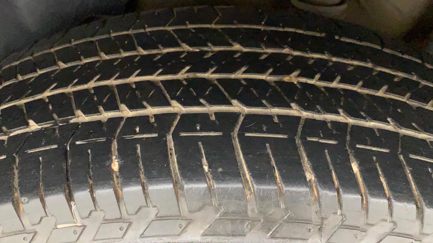 2019 Tata Harrier XZ 2.0L, Diesel, Manual, 88,244 km, Right Rear Tyre Tread