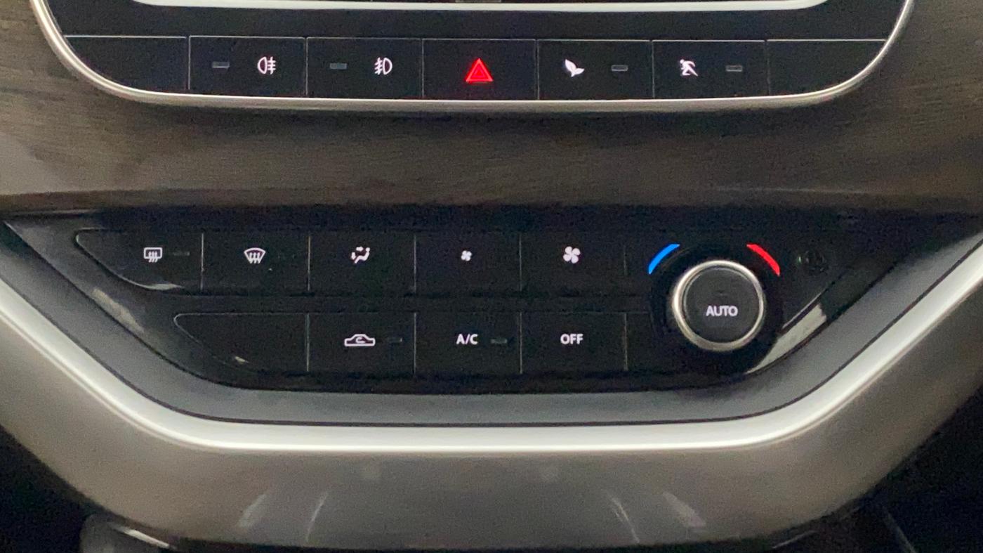 2019 Tata Harrier XZ 2.0L, Diesel, Manual, 88,244 km, Automatic Climate Control