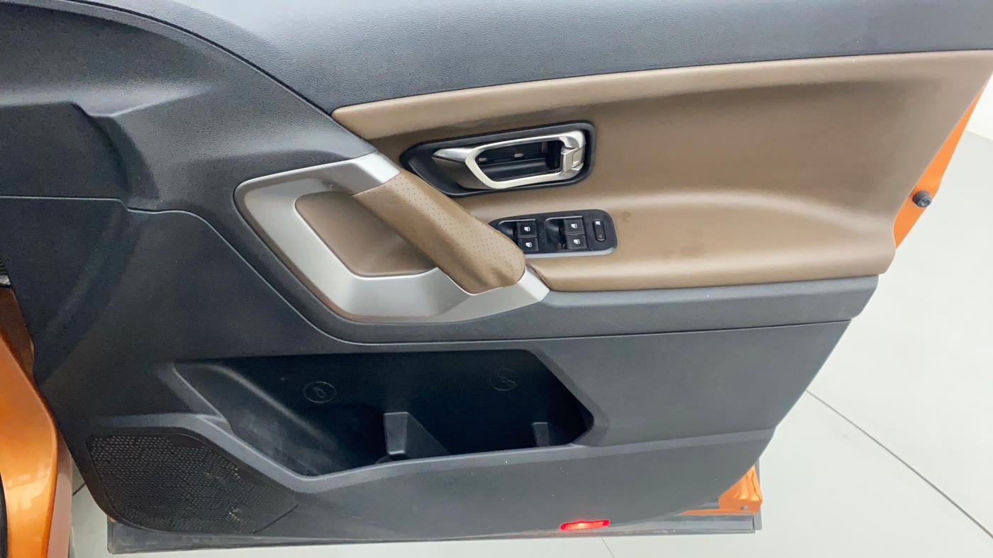 2019 Tata Harrier XZ 2.0L, Diesel, Manual, 88,244 km, Driver Side Door Panels Control