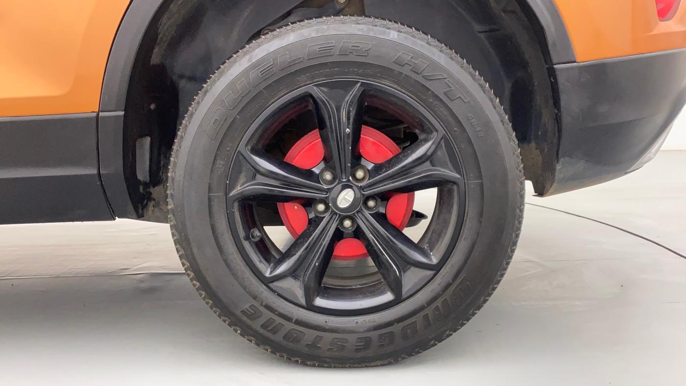 2019 Tata Harrier XZ 2.0L, Diesel, Manual, 88,244 km, Left Rear Wheel