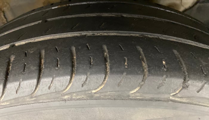 2019 KIA SELTOS HTK 1.5 PETROL, Petrol, Manual, 77,010 km, Right Front Tyre Tread