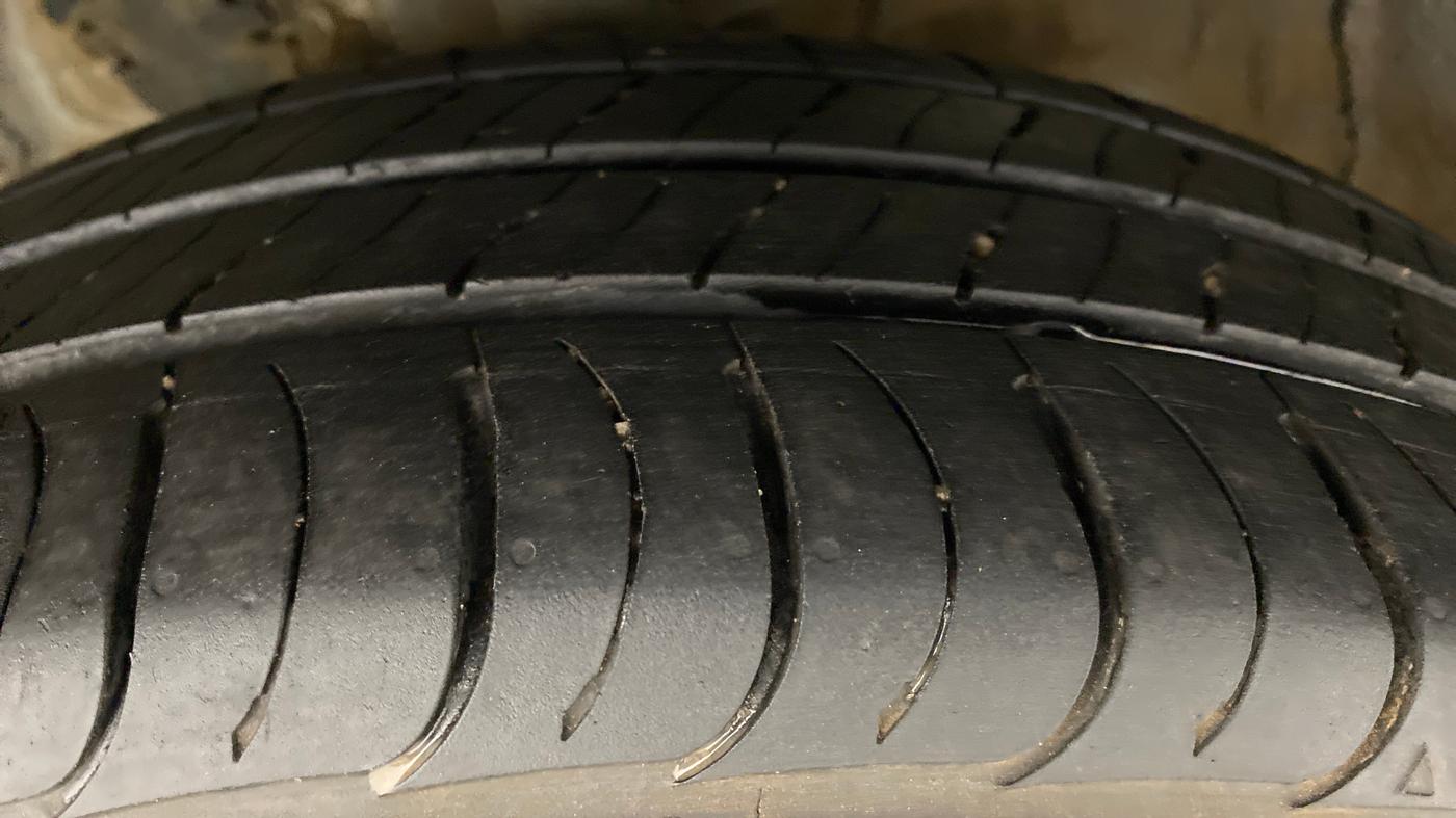 2019 KIA SELTOS HTK 1.5 PETROL, Petrol, Manual, 77,010 km, Left Front Tyre Tread