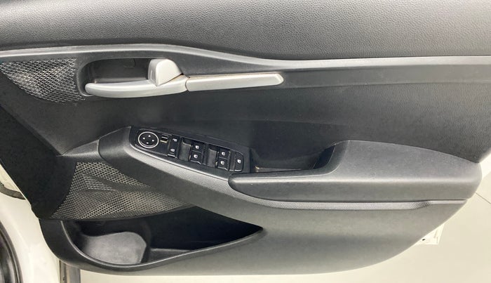 2019 KIA SELTOS HTK 1.5 PETROL, Petrol, Manual, 77,010 km, Driver Side Door Panels Control