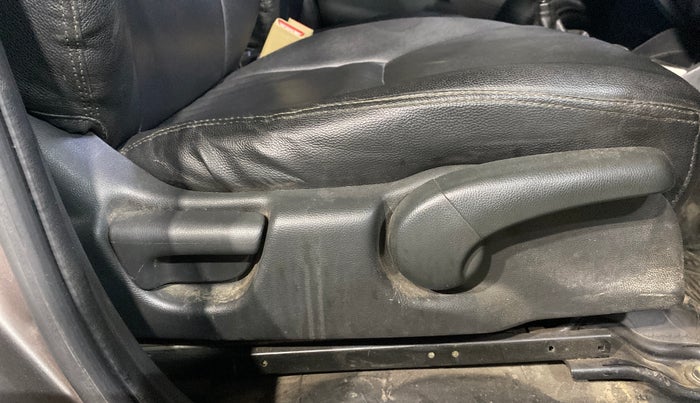 2015 Honda Jazz 1.2L I-VTEC V, Petrol, Manual, 41,633 km, Driver Side Adjustment Panel