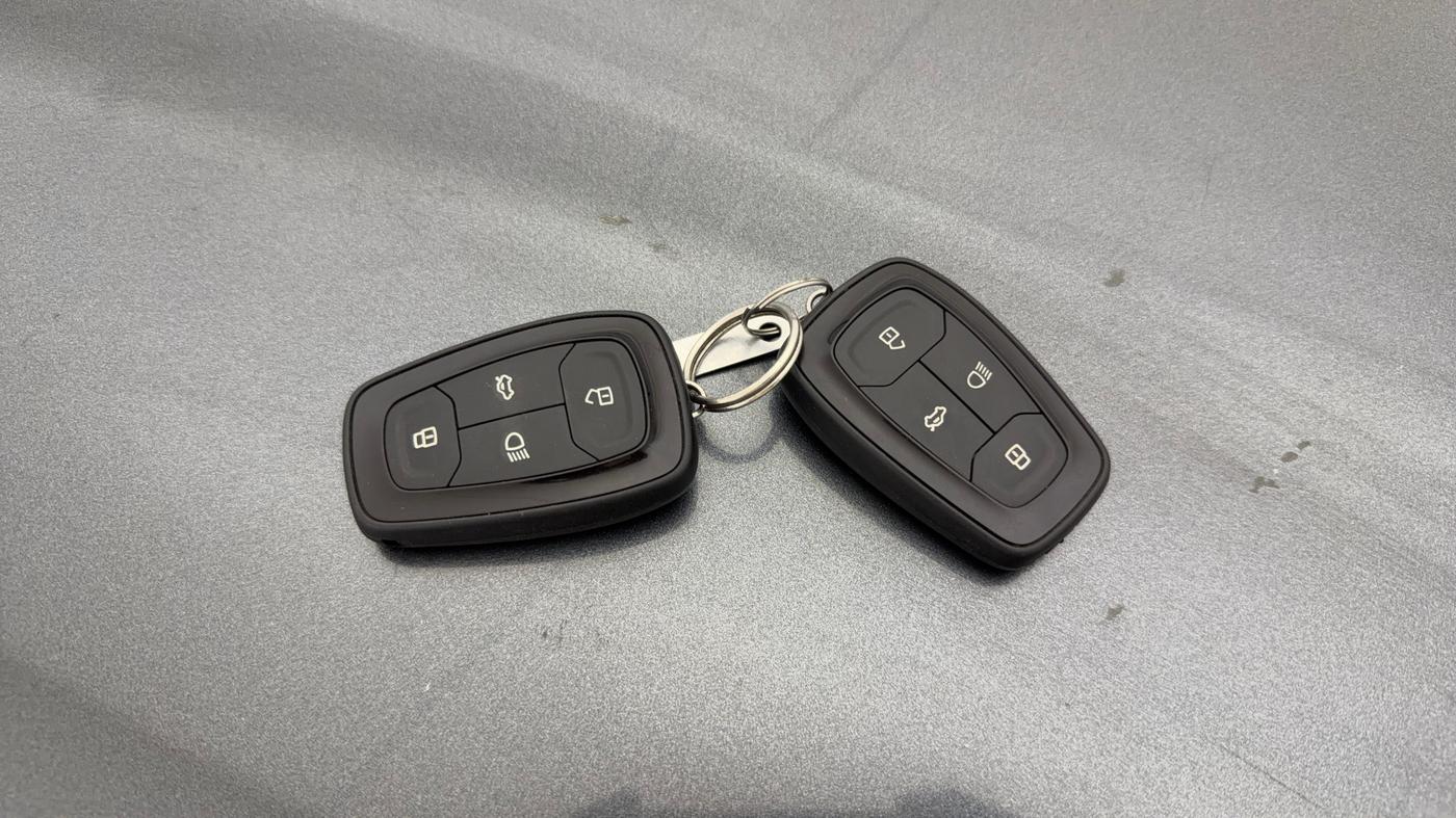 2022 Tata NEXON XZA PLUS (L), Petrol, Automatic, 40,832 km, Key Close Up