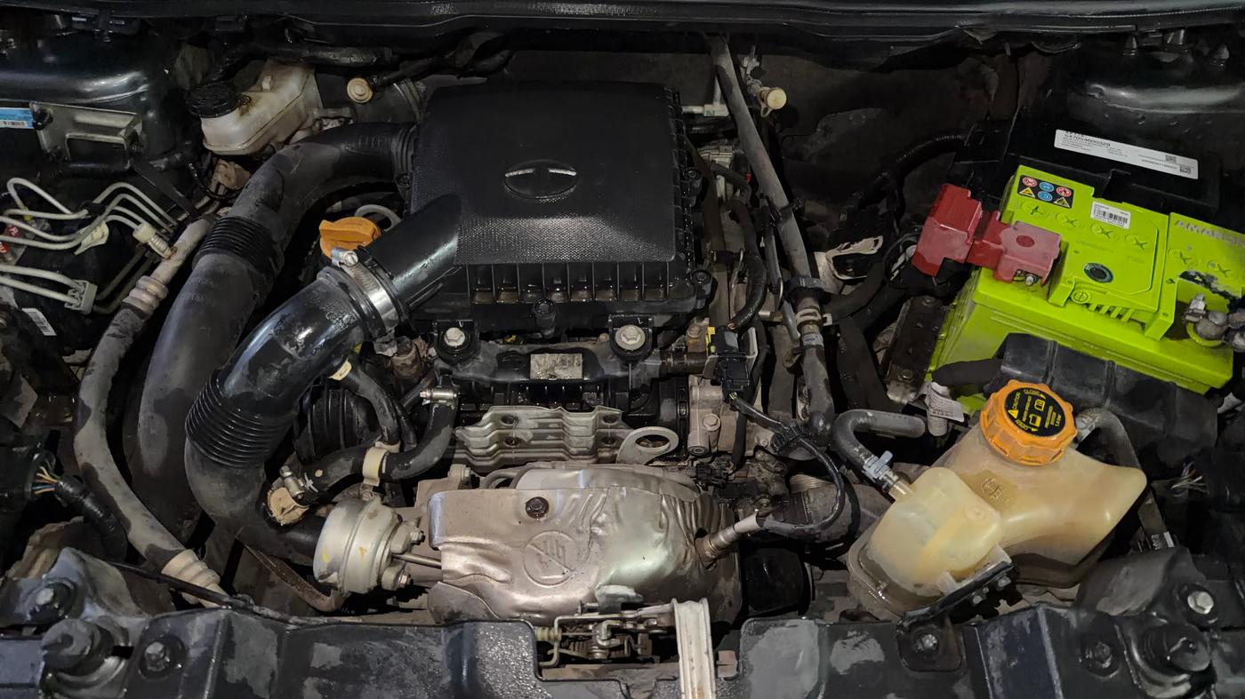 2022 Tata NEXON XZA PLUS (L), Petrol, Automatic, 40,832 km, Engine View
