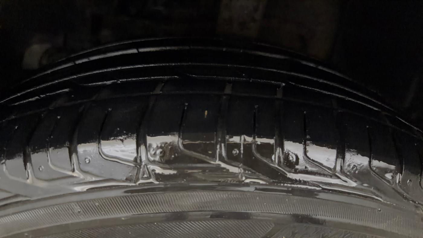 2022 Tata NEXON XZA PLUS (L), Petrol, Automatic, 40,832 km, Left Front Tyre Tread