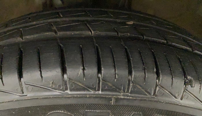 2021 Maruti Alto VXI, Petrol, Manual, 17,002 km, Left Rear Tyre Tread