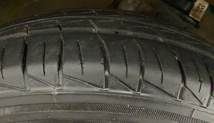 2021 Maruti Alto VXI, Petrol, Manual, 17,002 km, Right Rear Tyre Tread