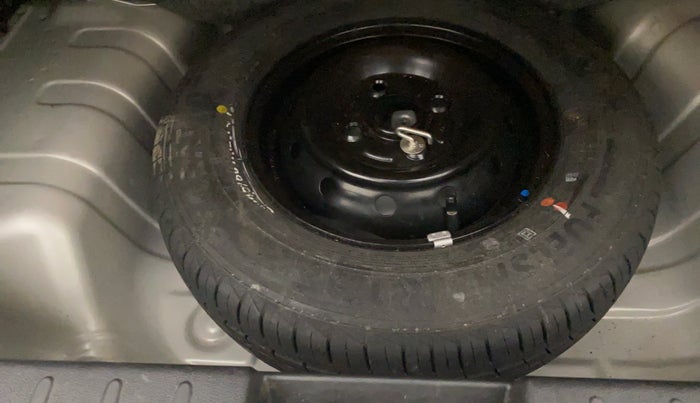 2021 Maruti Alto VXI, Petrol, Manual, 17,002 km, Dicky (Boot door) - Tool missing
