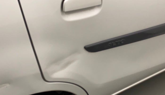 2021 Maruti Alto VXI, Petrol, Manual, 17,002 km, Right rear door - Slightly dented