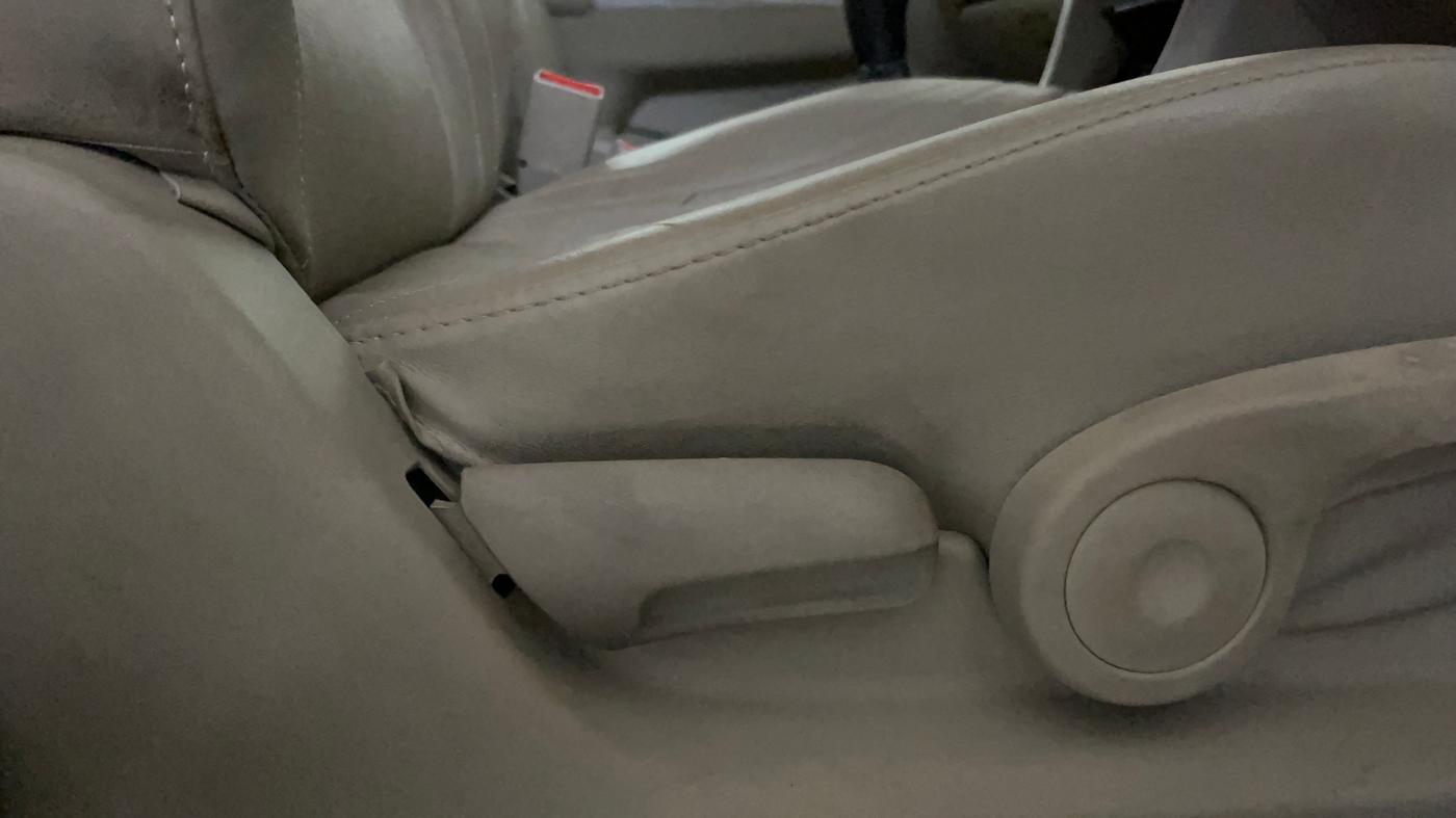 2018 Maruti Ciaz DELTA 1.5 SHVS MT PETROL, Petrol, Manual, 82,158 km, Driver Side Adjustment Panel