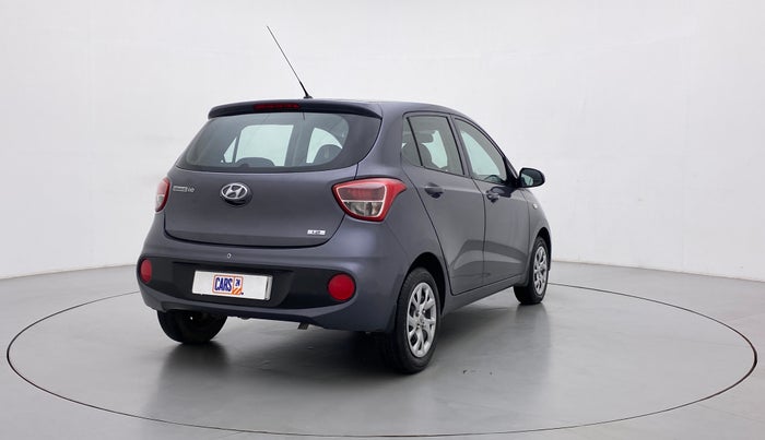 2017 Hyundai Grand i10 MAGNA 1.2 KAPPA VTVT, Petrol, Manual, 28,132 km, Right Back Diagonal