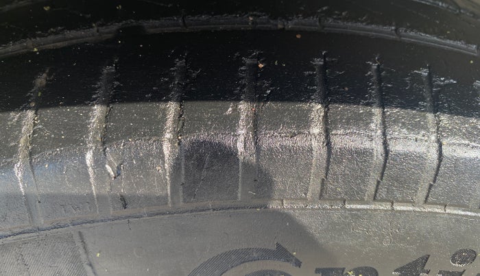 2021 Ford Ecosport TITANIUM 1.5L DIESEL, Diesel, Manual, 71,233 km, Right Front Tyre Tread