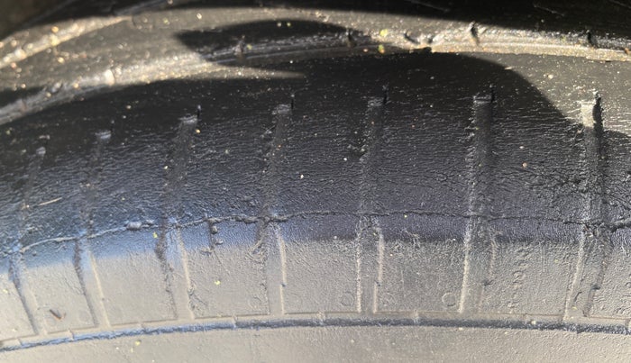 2021 Ford Ecosport TITANIUM 1.5L DIESEL, Diesel, Manual, 71,233 km, Right Rear Tyre Tread