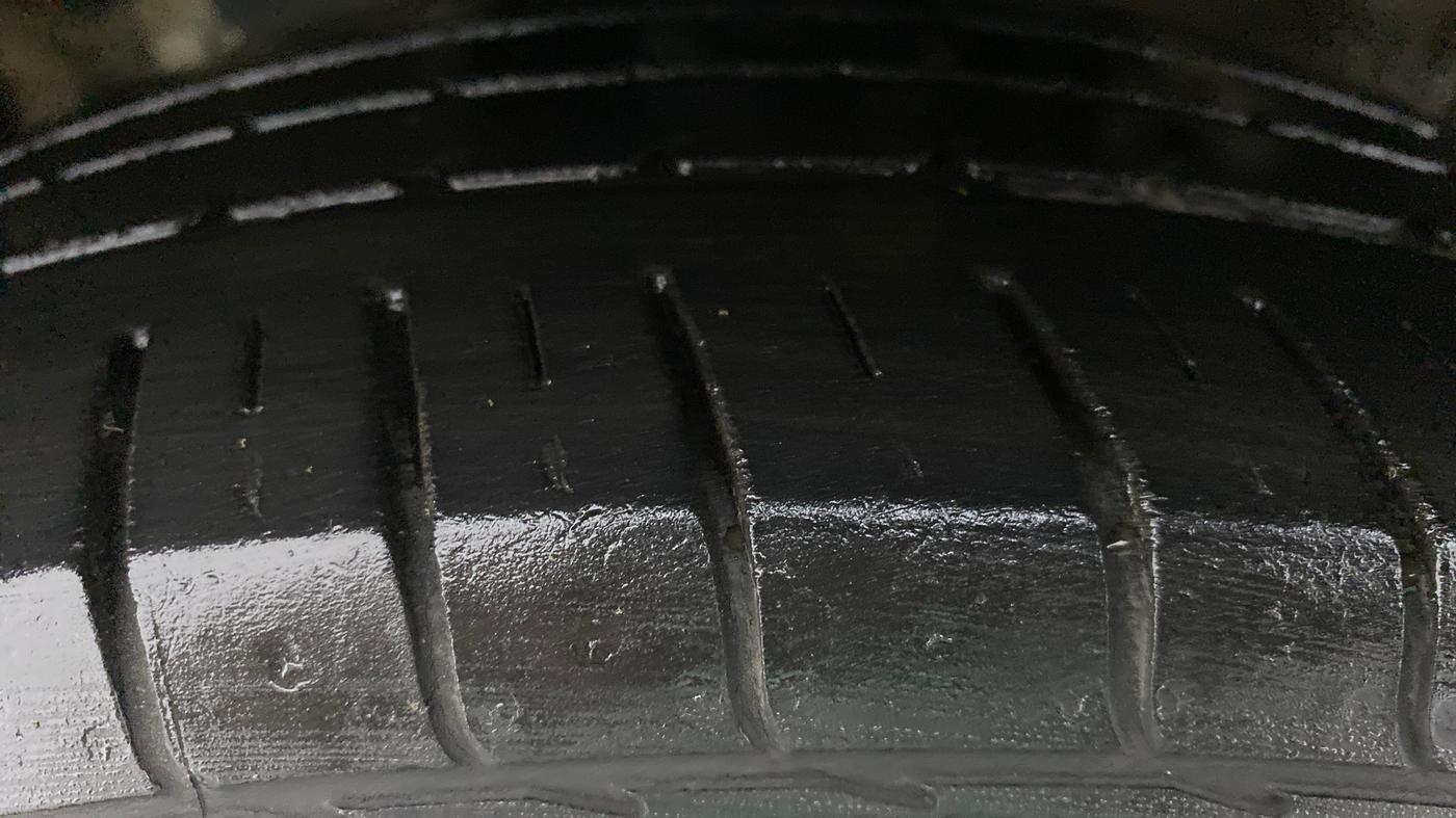 2019 KIA SELTOS GTX + AT PETROL, Petrol, Automatic, 51,747 km, Left Front Tyre Tread