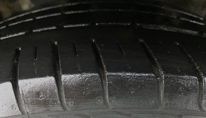 2019 KIA SELTOS GTX + AT PETROL, Petrol, Automatic, 51,747 km, Left Front Tyre Tread