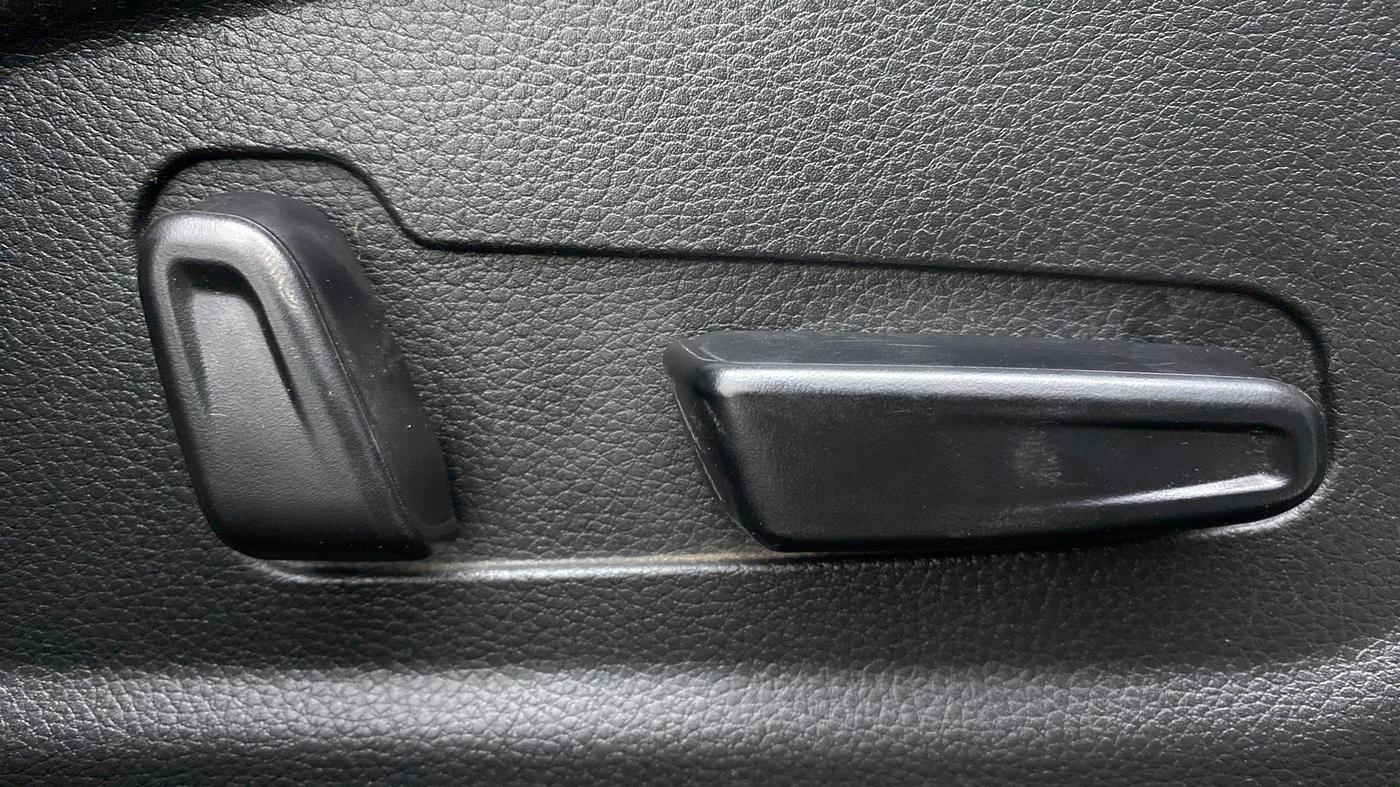 2019 KIA SELTOS GTX + AT PETROL, Petrol, Automatic, 51,747 km, Electrically Adjustable Driver's Seat