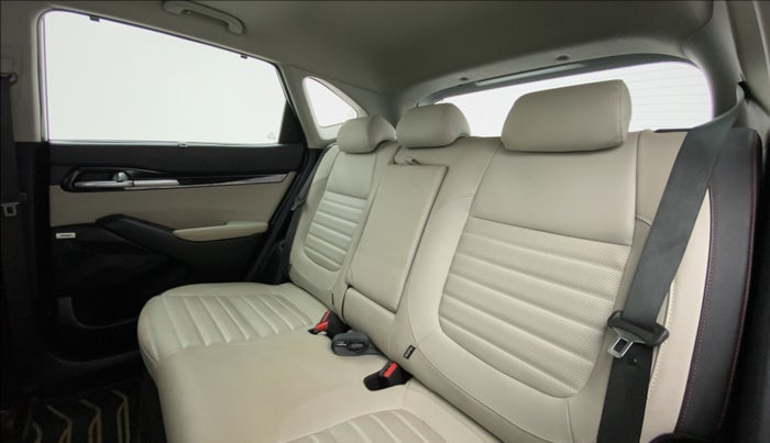 2019 KIA SELTOS GTX + AT PETROL, Petrol, Automatic, 51,747 km, Right Side Rear Door Cabin