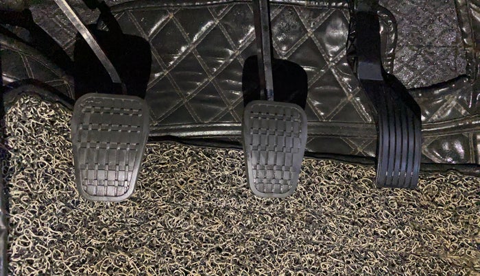 2022 Tata PUNCH PURE MT, Petrol, Manual, 24,170 km, Pedals