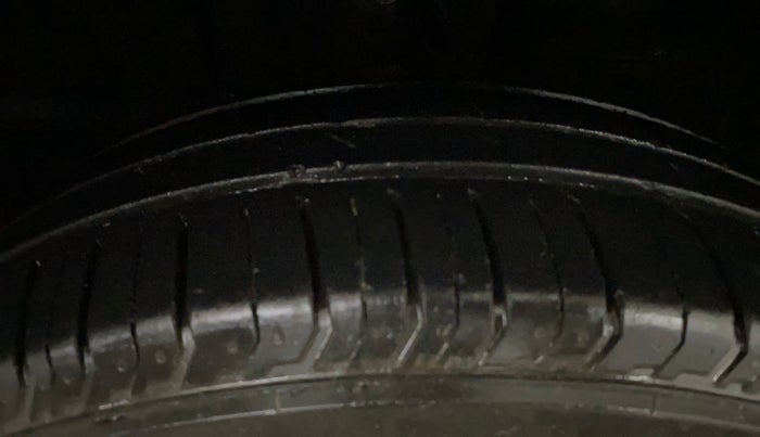 2022 Tata PUNCH PURE MT, Petrol, Manual, 24,170 km, Right Front Tyre Tread