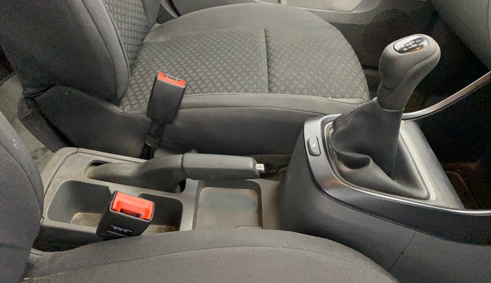 2021 Tata ALTROZ XT PETROL, Petrol, Manual, 52,639 km, Gear Lever