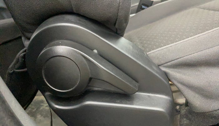 2021 Tata ALTROZ XT PETROL, Petrol, Manual, 52,639 km, Driver Side Adjustment Panel