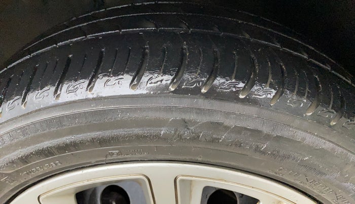 2021 Tata ALTROZ XT PETROL, Petrol, Manual, 52,639 km, Left Front Tyre Tread