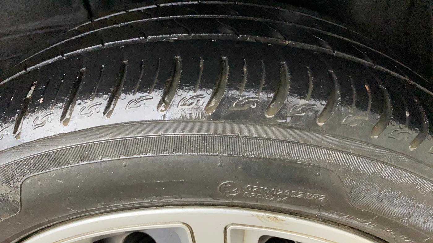 2021 Tata ALTROZ XT PETROL, Petrol, Manual, 52,244 km, Left Rear Tyre Tread