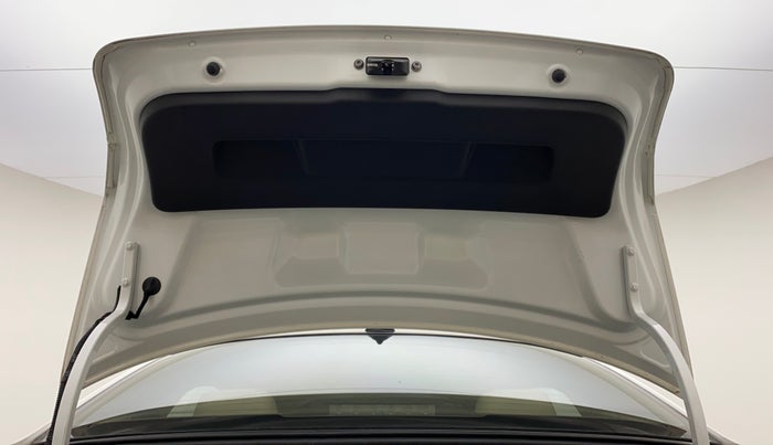 2015 Skoda Rapid 1.5 TDI CR ELEGANCE PLUS BLACK PACKAGE AT, Diesel, Automatic, 85,704 km, Boot Door Open