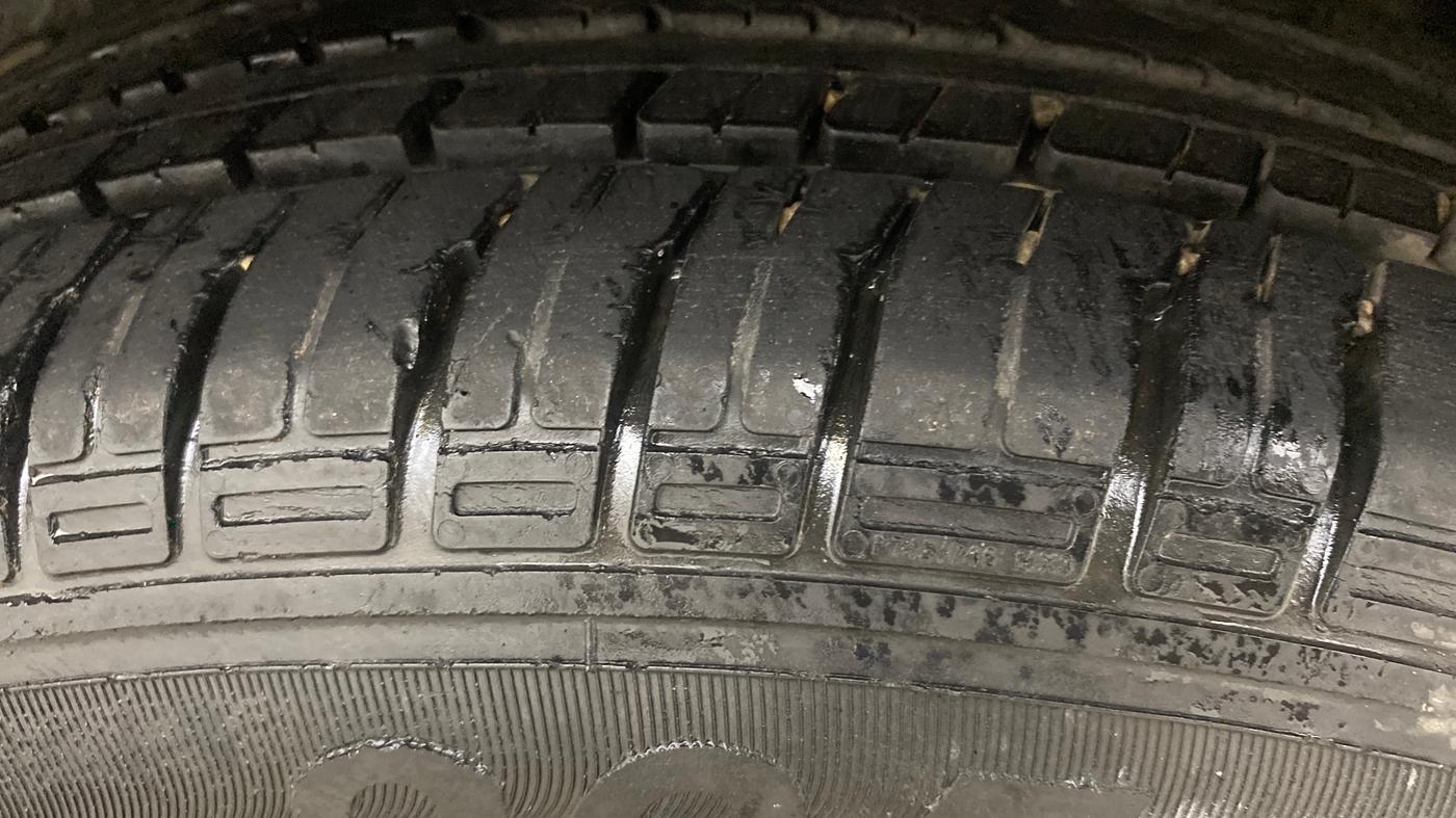 2015 Hyundai Creta SX PLUS 1.6 PETROL, Petrol, Manual, 88,888 km, Left Rear Tyre Tread