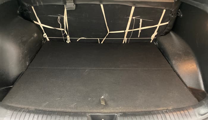 2015 Hyundai Creta SX PLUS 1.6 PETROL, Petrol, Manual, 88,888 km, Boot Inside