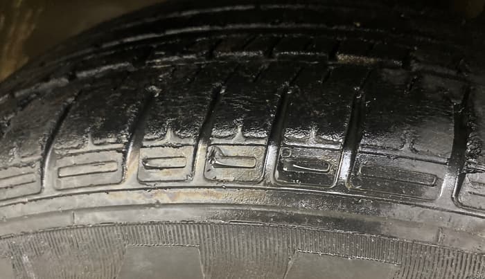 2015 Hyundai Creta SX PLUS 1.6 PETROL, Petrol, Manual, 88,888 km, Left Front Tyre Tread