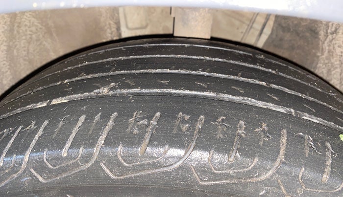 2021 Skoda KUSHAQ AMBITION 1.0L TSI MT, Petrol, Manual, 54,738 km, Left Front Tyre Tread